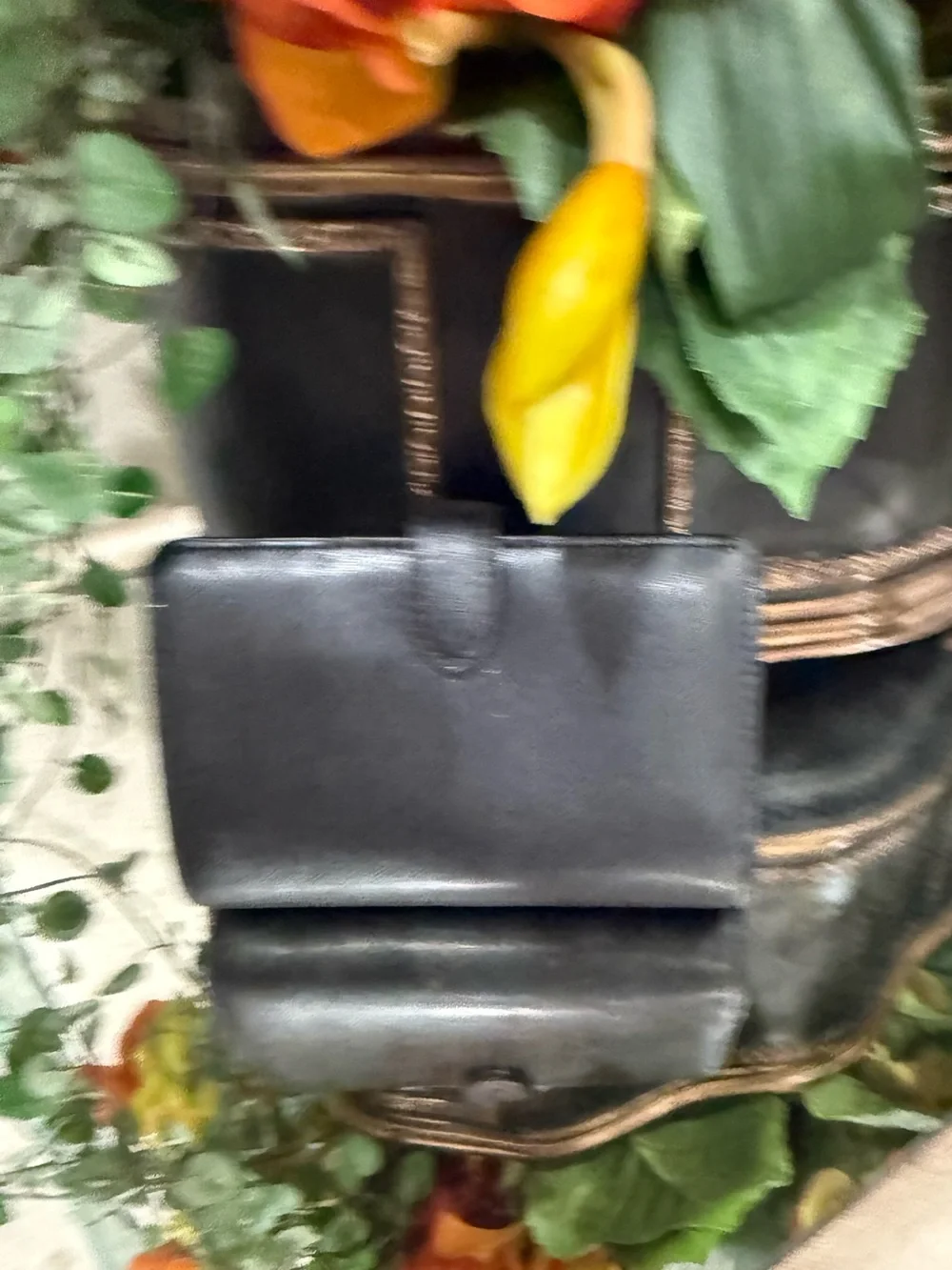 kate spade Black Saffiano Leather Small Wallet with Gold Logo